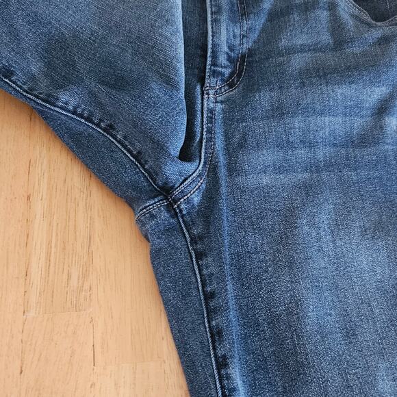 Democracy "Ab" Tech Raw Hem Crop Slim Straight Jeans Sz 12 - Picture 9 of 9